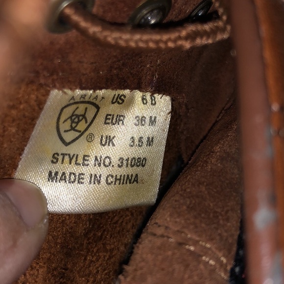 Womens Ariat lace up boots - Picture 4 of 6